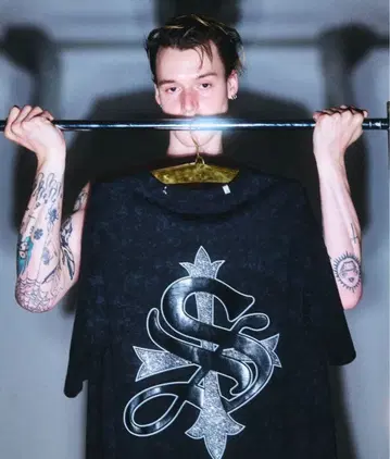 Supplier 블랙 오버 사이즈 T셔츠