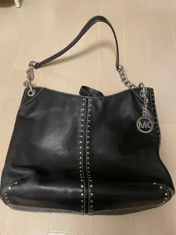 Michael Kors 블랙 가죽 숄더백