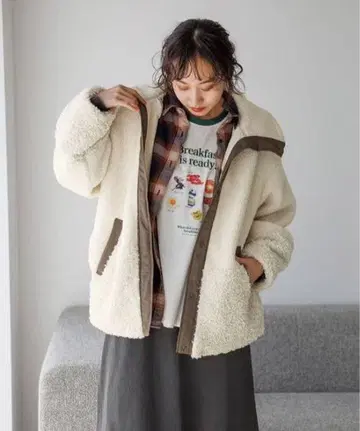 니코앤드 크루크루 보아 절개 자켓