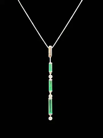 플라티나 에메랄드 다이아몬드 목걸이