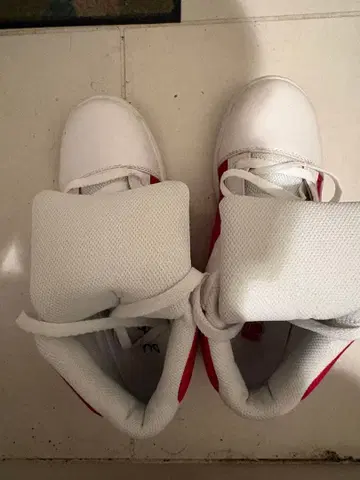 명탐정 코난 킥력 강화 신발