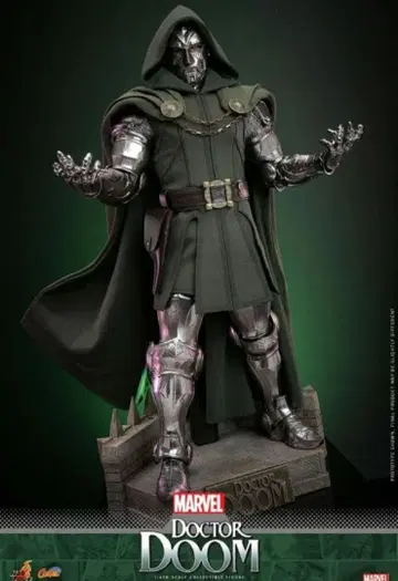 핫토이즈 코믹 마스터피스 닥터 둠 디럭스판