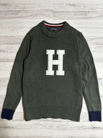 타미힐피거 올리브 그린 니트 스웨터