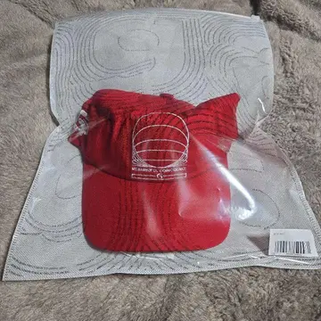 GADID ANONIEM JUDE / RED 새상품 미개봉