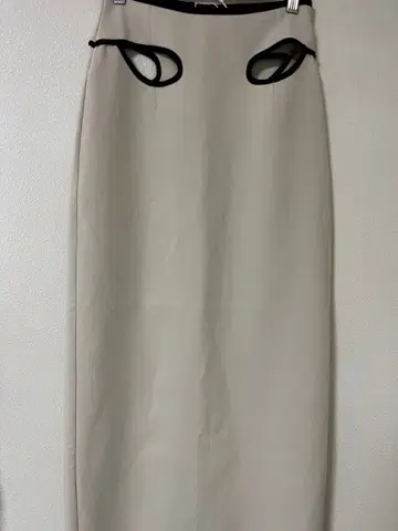스타일 믹서기 아이보리 롱 스커트 M 사이즈