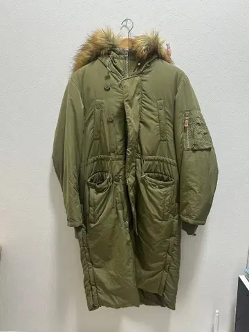 SLY 퍼 달린 롱 모즈 코트 2 카키 아우터