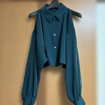 HARE 트로미 어깨 트임 셔츠 긴팔 그린