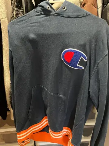 Champion 네이비 후드 부착 후드티