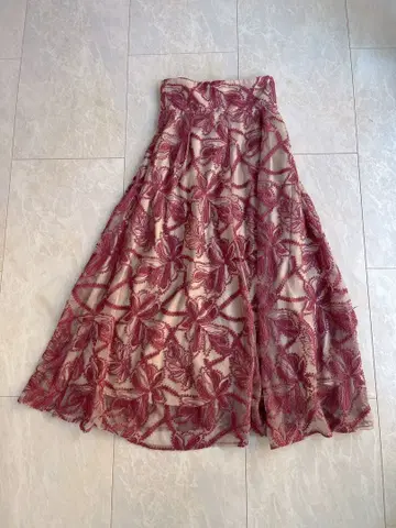 머큐리 듀오 자수 플레어 스커트 S 사이즈