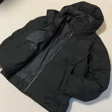 유니클로 심리스 다운 2020년 모델 새상품급