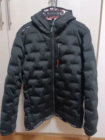 워크맨 써모 테크 후드티/다운 자켓 블랙