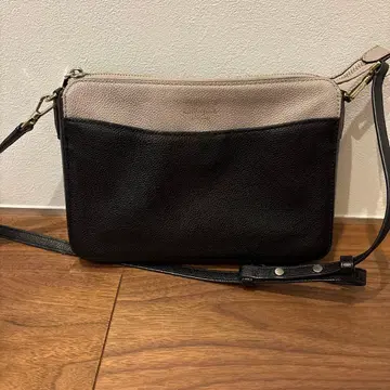 케이트 스페이드 숄더백 블랙 베이지 투톤 컬러