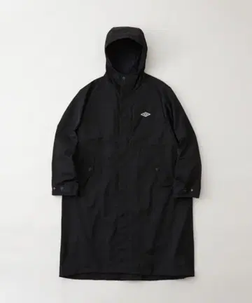 WHITE MOUNTAINEERING x UMBRO HOODED COAT