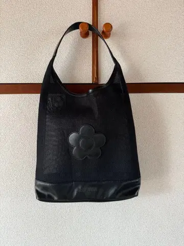 말리크와 블랙 메쉬 가죽 토트백 핸드백