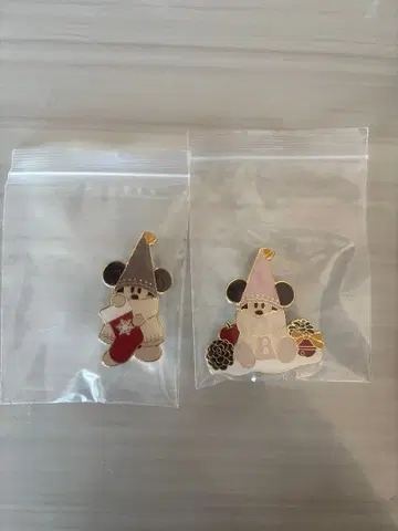 릴린린 핀 배지 2개 2025 크리스마스 디즈니