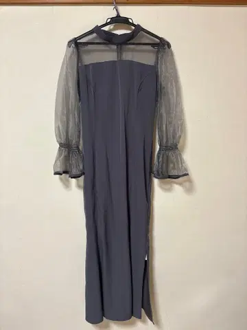 완판템 nairo 스탠드 카라 머메이드 드레스 그레이