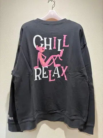 CHILLAX 맨투맨 핑크 팬서 치