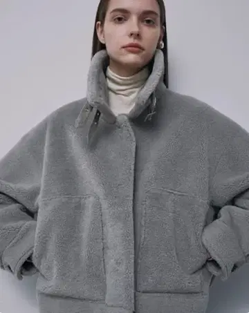 스터닝 루어 에코 무스탕 숏 자켓 size 1 새상품급