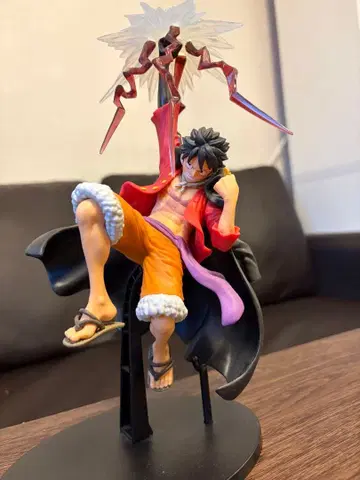 원피스 루피 피규어