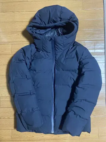 유니클로 심리스 다운 파카