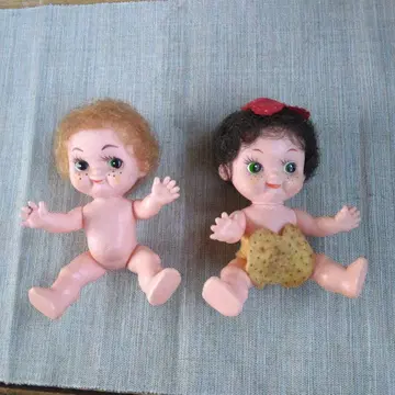 귀여운 인형 세트 금발과 흑발 (소프트 비닐)