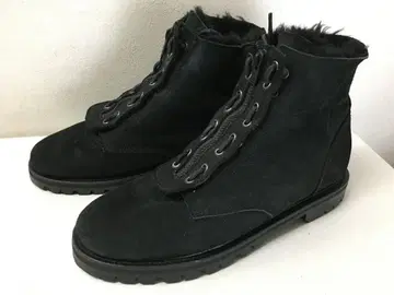 퍼블릭 이미지 새상품급 레어 지퍼 레이스업 보아 안감 무스탕 부츠