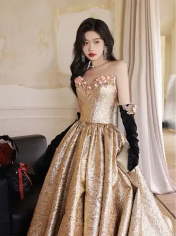 골드 오프숄더 드레스 꽃 펄 드레스