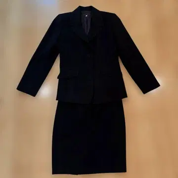 MOGA 블랙 스커트 수트 상하의 세트