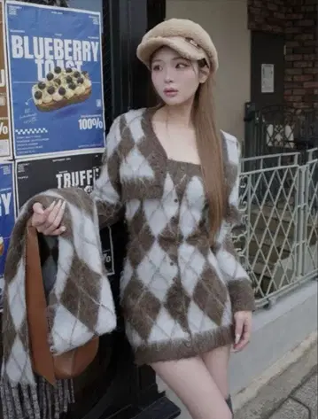 미사용 새상품 다리치 아가일 니트 앙상블 색스 Darich