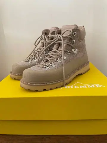 저널 스탠다드 럭스 Diemme 베이지 하이컷 부츠