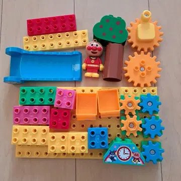 호빵맨의 빙글빙글 공원 블록 세트