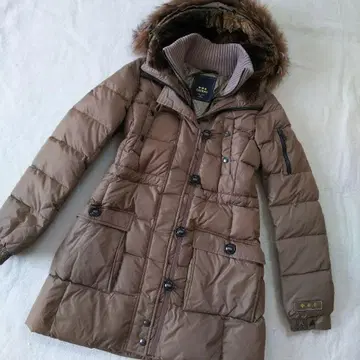 [ 새상품급 M ] TATRAS 타트라스 최고급 다운 코트 후드 아우터