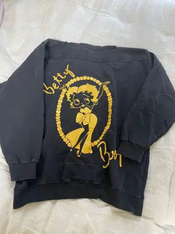Betty Boop 빈티지 맨투맨 블랙