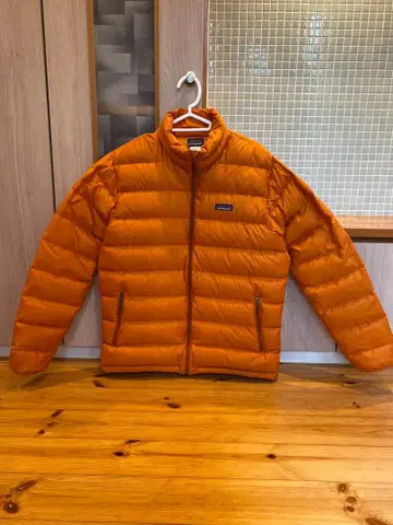 patagonia 오렌지 다운 자켓