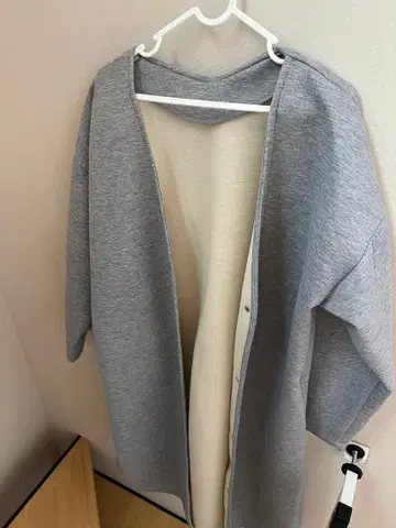 그레이 V넥 롱 코트