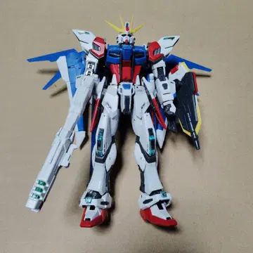 RG 빌드 스트라이크 건담