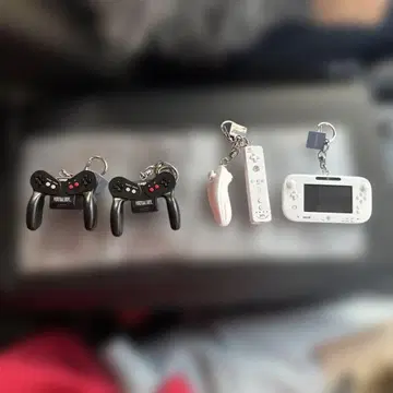 새상품 4세트 Nintendo 뮤지엄 한정판 게임기 키링