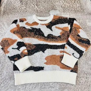 URBANRESEARCH 어반 리서치 뉴앙스 패턴 라메 스웨터