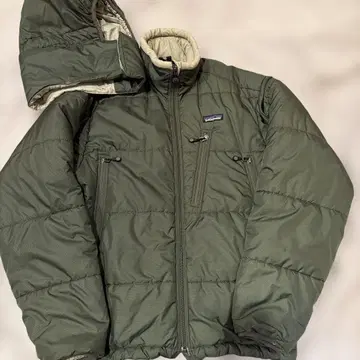 Patagonia 퍼프 자켓 올리브