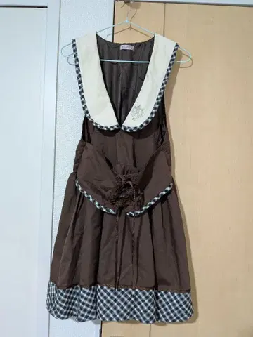 axes 브라운 체크 무늬 원피스