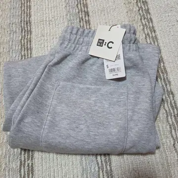 미사용 새상품 UNIQLO:C 맨투맨 와이드 팬츠