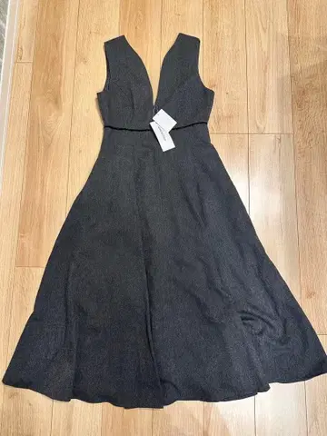 [ 미사용 새상품 ] NATURAL BEAUTY BASIC 원피스