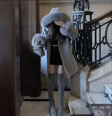 후드 부착 코트 퍼 부착