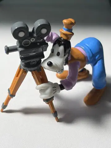 구피 피규어 카메라 포함