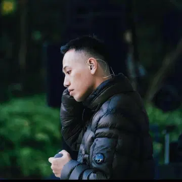 CP 컴퍼니 다운 자켓