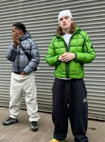 CP 컴퍼니 다운 자켓