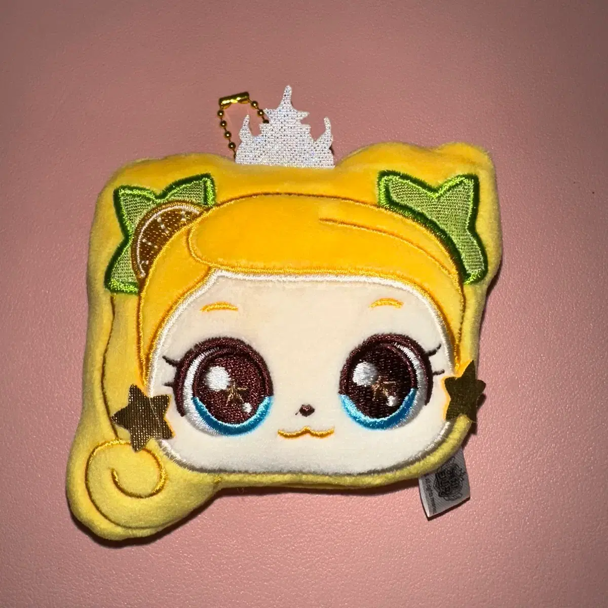 Catch Tini-ping and Lara-ping figures in full sets on Bunjang Global Site.