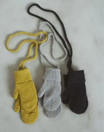 Anouk 신상 Boucle Knit Mittens