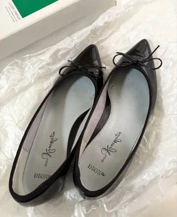 긴자 카네마츠 블랙 펌프스 새상품급