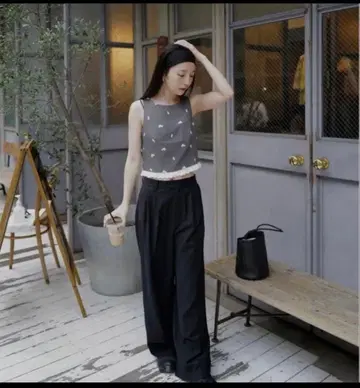 Bibiy B.MARIGOLD TOP